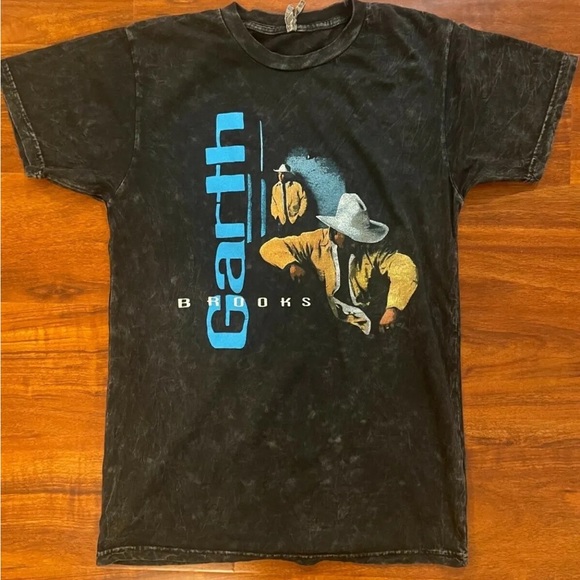 Vintage Garth Brooks Shirt - Picture 1 of 1